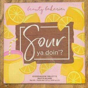 Beauty Bakerie Lemon Delight Eyeshadow Palette